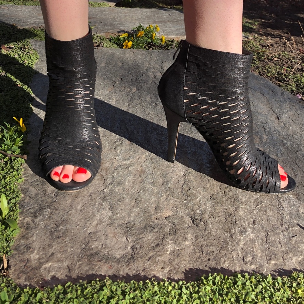 Vince Camuto Black Leather Open Toe Heels